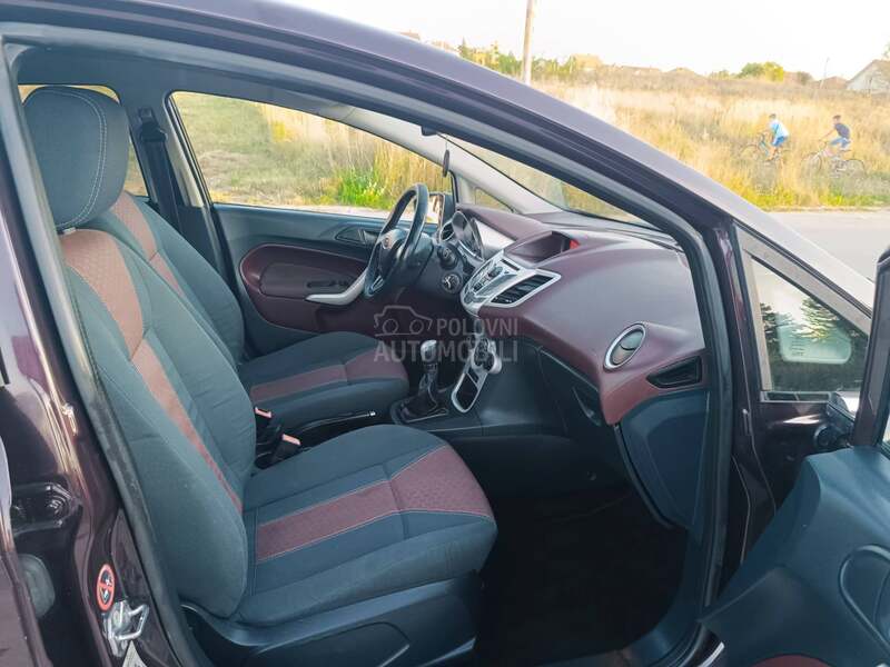 Ford Fiesta 1,4 TITANIJUM