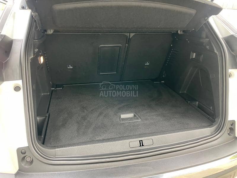 Peugeot 3008 1.5 BlueHDi Allure Peugeot 3008 1.5 BlueHDi Allure