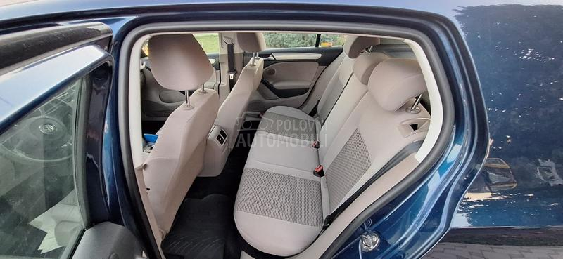 Volkswagen Golf 6  Volkswagen Golf 6