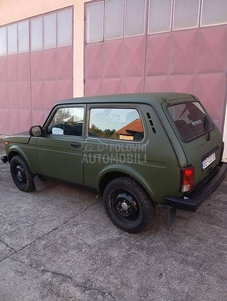 Lada Niva 