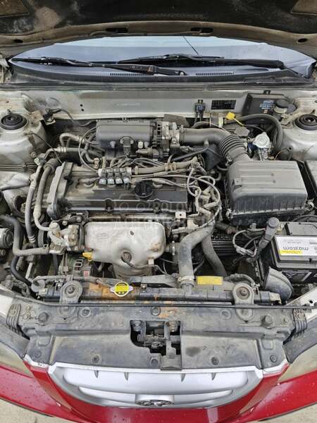 Hyundai Elantra 1.6