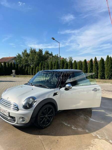 MINI Cooper 1.6D