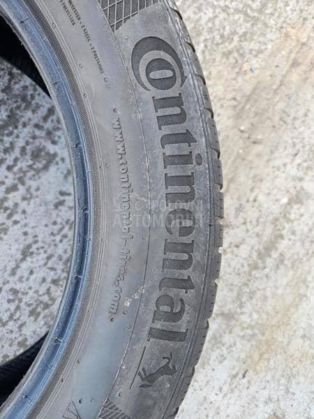 Continental 225/55 R17 Zimska