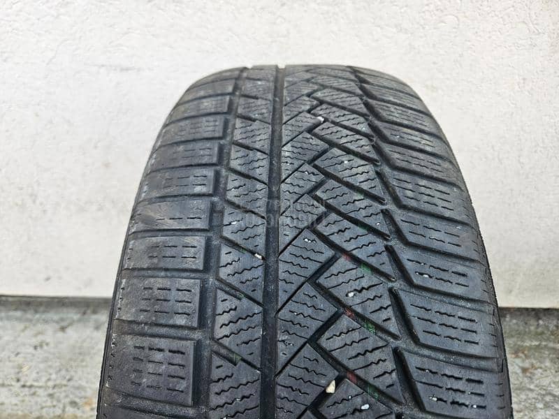 Continental 225/55 R17 Zimska