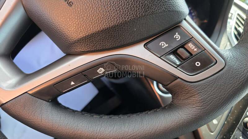 Hyundai i40 1.7crdi