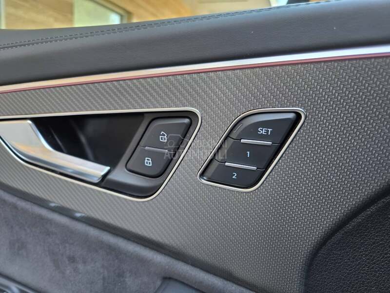 Audi RS Q8 air/matrix/pano/mild