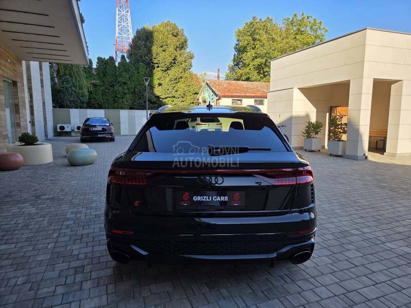 Audi RS Q8 air/matrix/pano/mild
