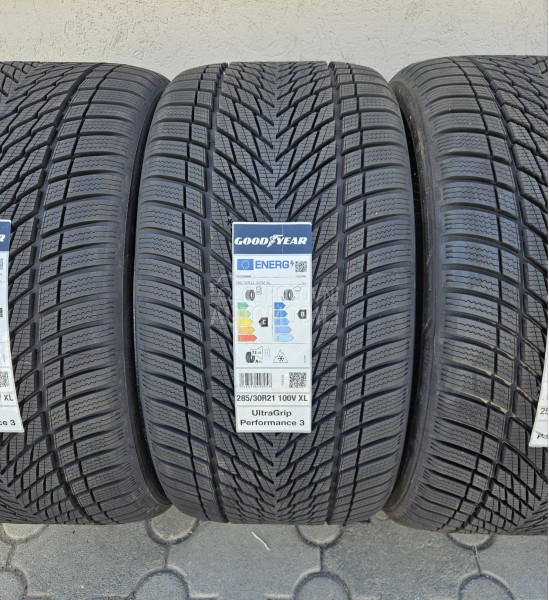 Goodyear 285/30 R21 Zimska