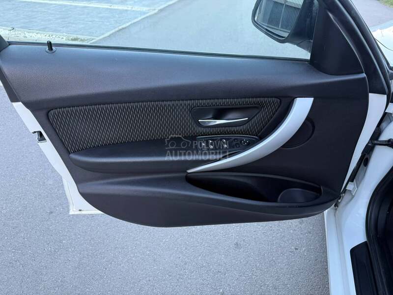 BMW 320 X DRIVE