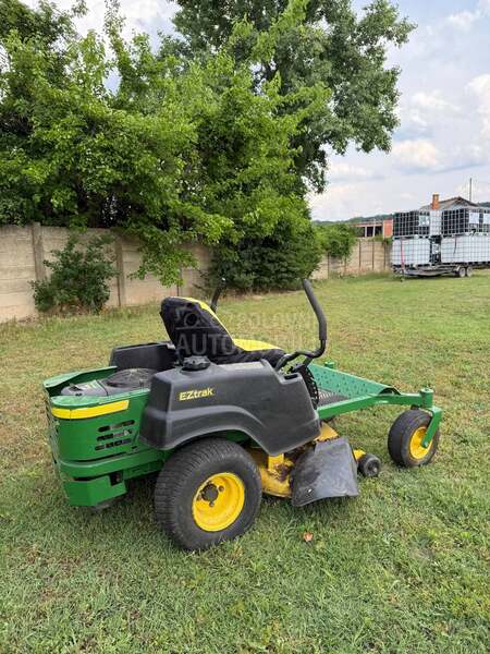 John Deere Z225