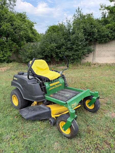 John Deere Z225