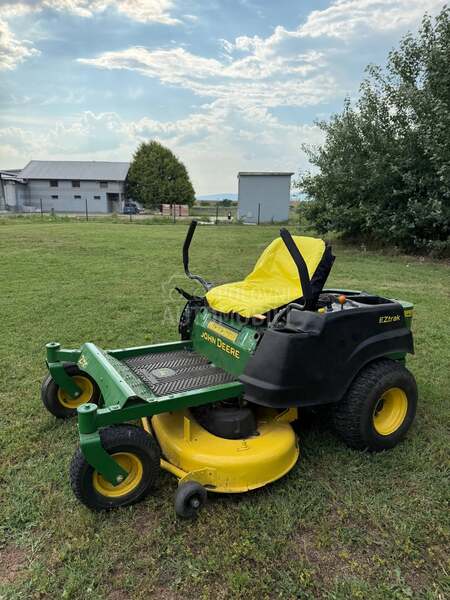 John Deere Z225