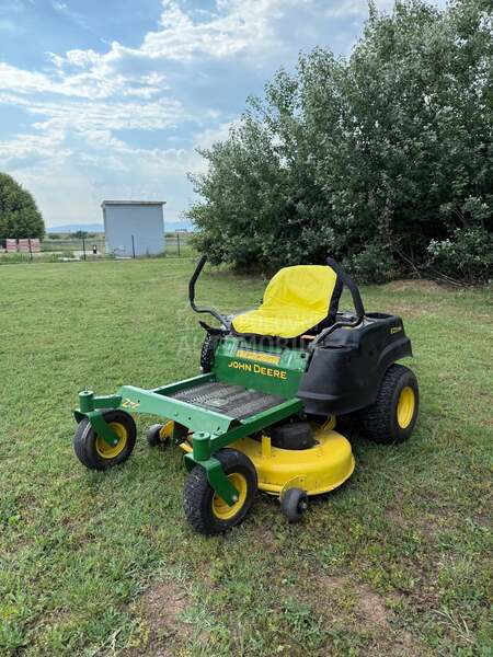 John Deere Z225