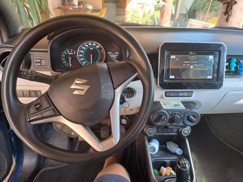 Suzuki Ignis 