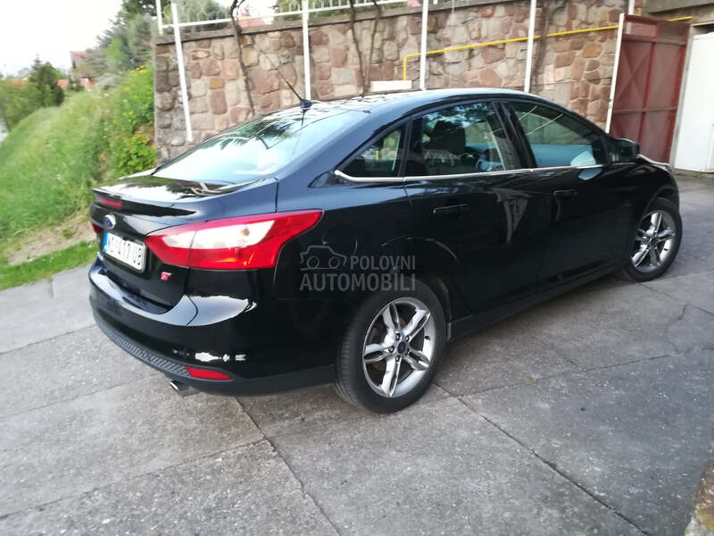 Ford Focus 2.0