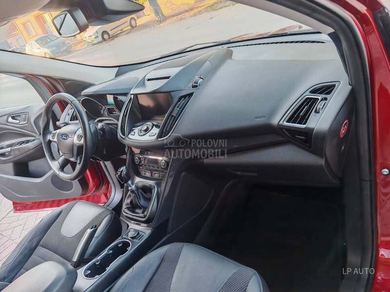 Ford Kuga 2.0 TDCI manual
