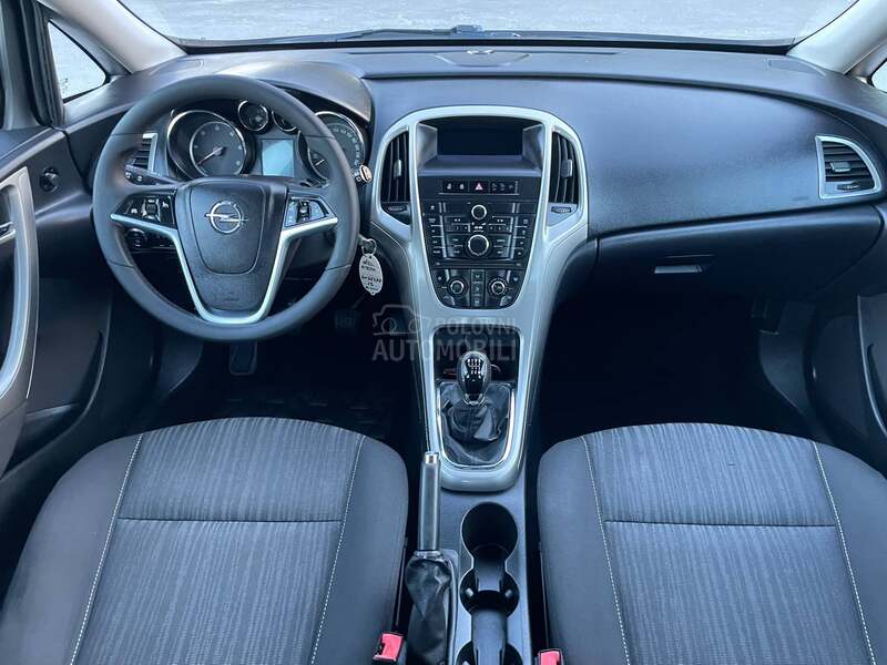 Opel Astra J 1.7 CDTI