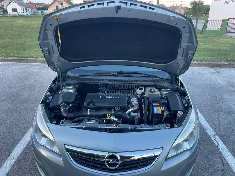 Opel Astra J 1.7 CDTI