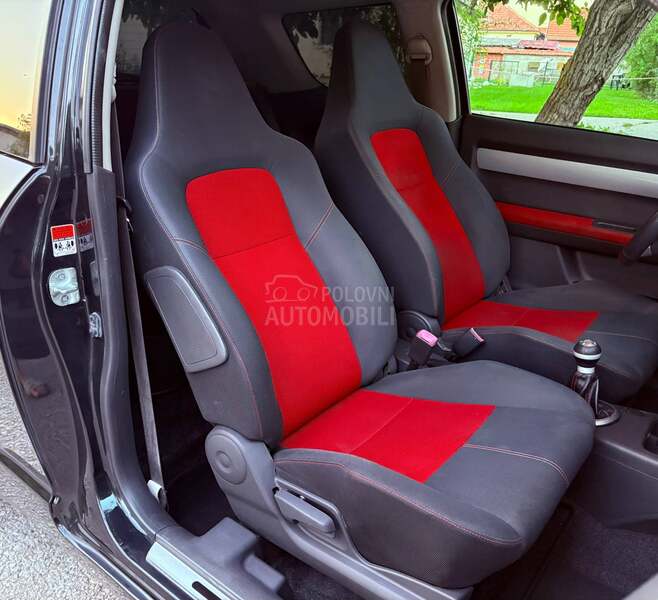 Suzuki Swift 1.6b SPORT
