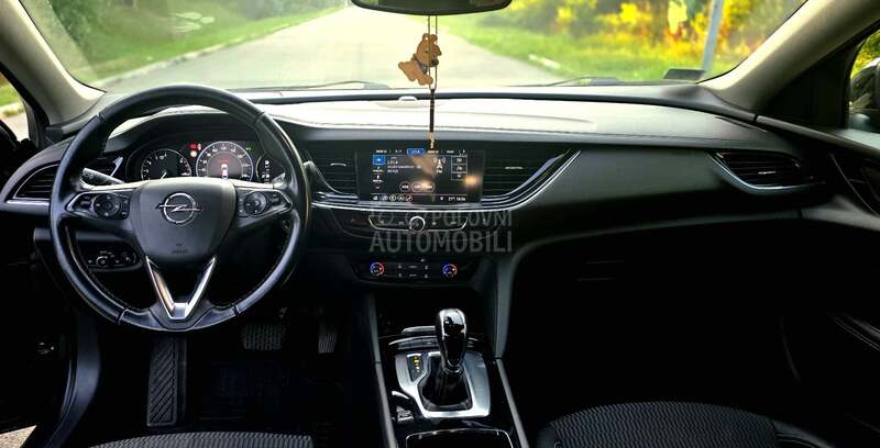 Opel Insignia 2.0CDTi Innovation