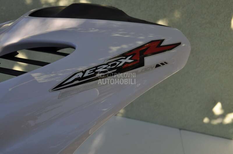 Yamaha Aerox 50 prednja maska