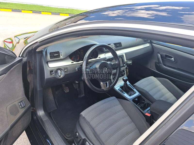 Volkswagen Passat CC 2.0TDI