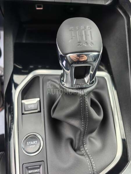 Peugeot 3008 1.6HDI/ALLURE/95k.m