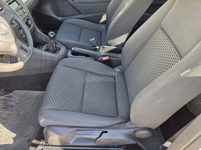 Volkswagen Golf 6 1.4 80