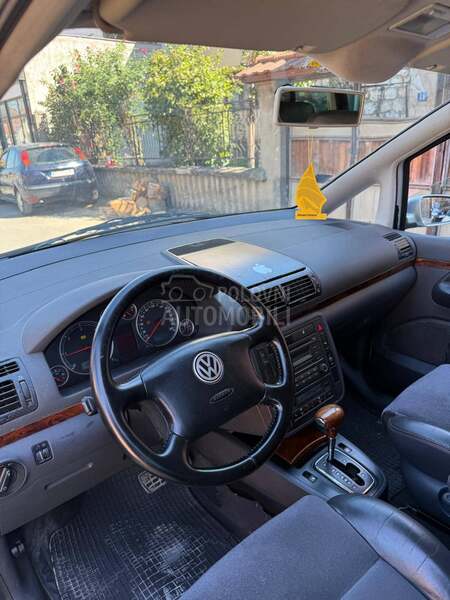 Volkswagen Sharan 1.9tdi autom kess