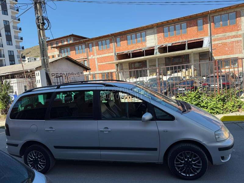 Volkswagen Sharan 1.9tdi autom kess