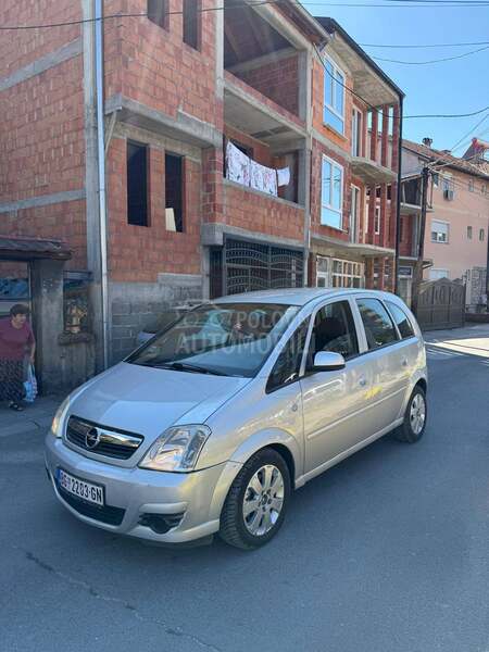 Opel Meriva rastailing kess