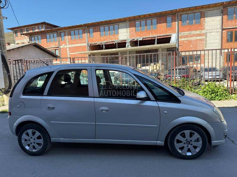 Opel Meriva rastailing kess
