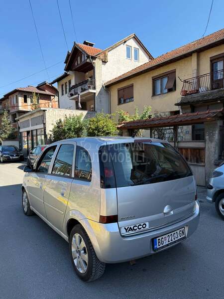 Opel Meriva rastailing kess