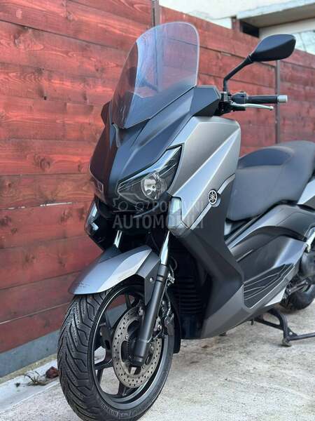 Yamaha x max 125 CH