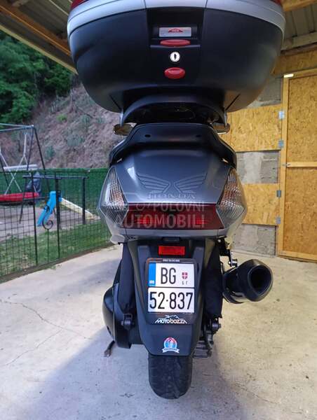 Honda Silver wing FJS 400