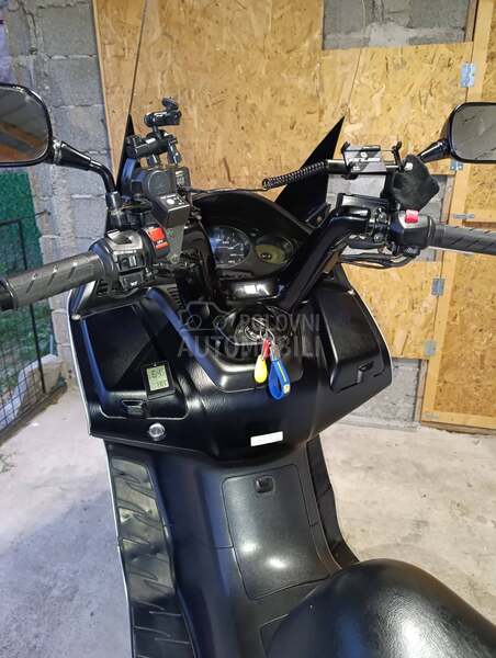 Honda Silver wing FJS 400