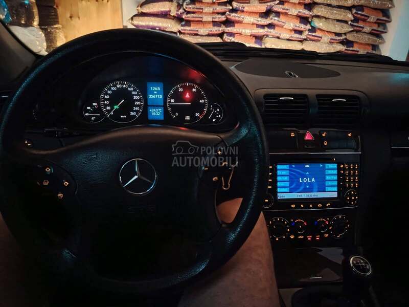Mercedes Benz C 220 