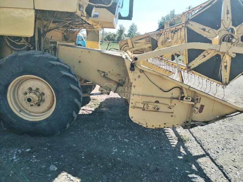 New Holland 8030