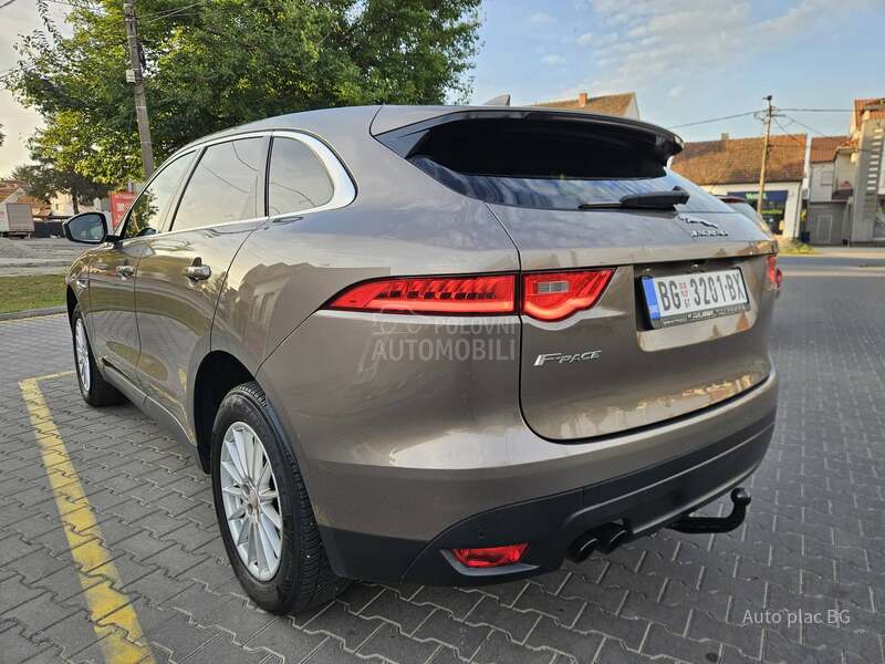 Jaguar F pace 2.0D PORTOFOLIO