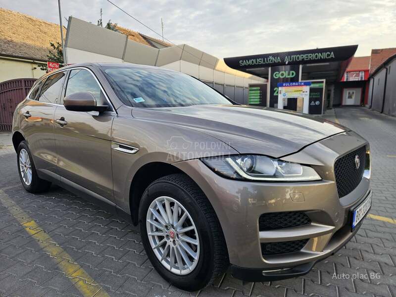 Jaguar F pace 2.0D PORTOFOLIO