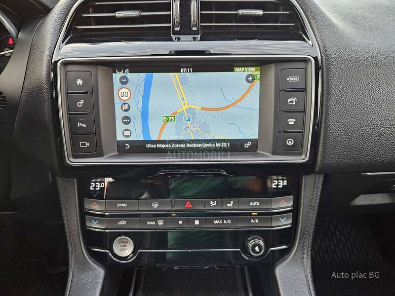 Jaguar F pace 2.0D PORTOFOLIO