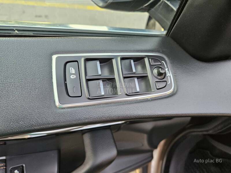 Jaguar F pace 2.0D PORTOFOLIO