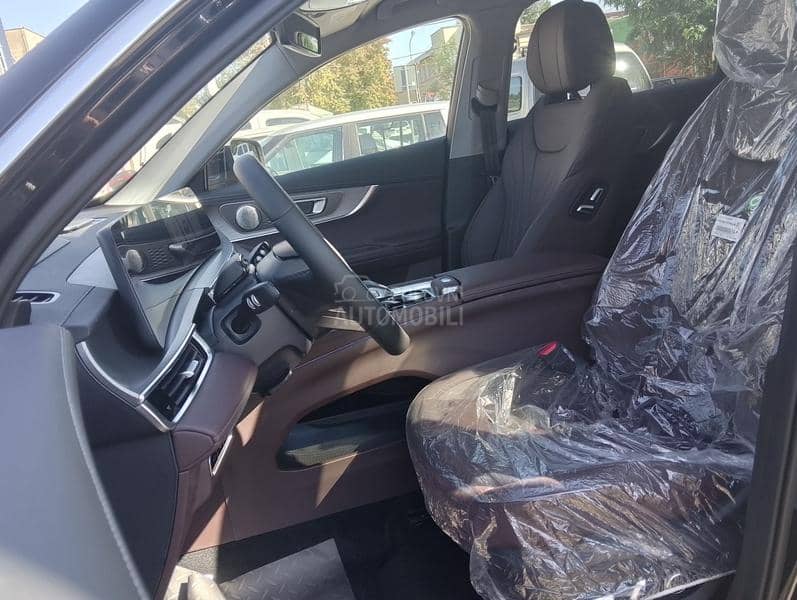 Chery Tiggo 8 PRO 1.6 TGDI NOBLE