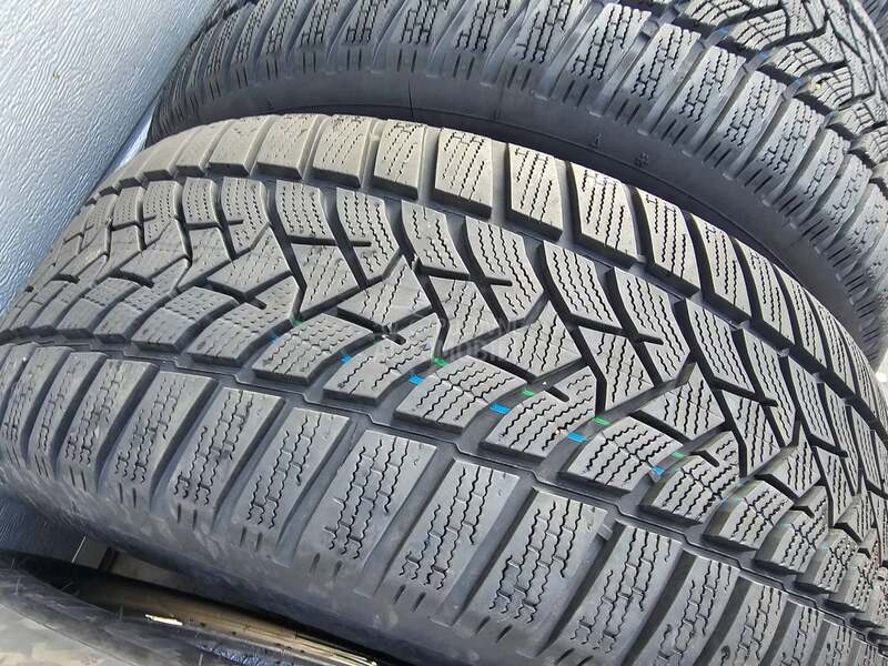 Dunlop 225/55 R16 Zimska