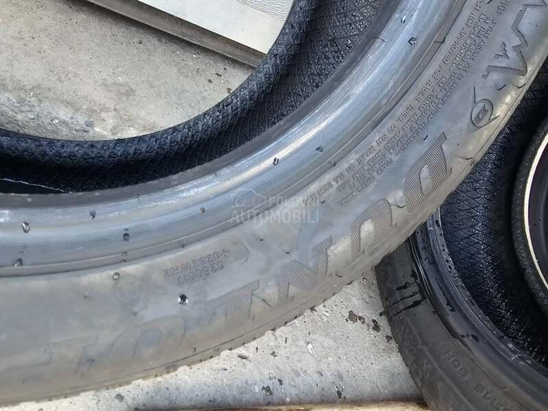 Dunlop 225/55 R16 Zimska