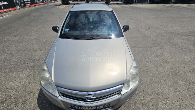Opel Astra H 