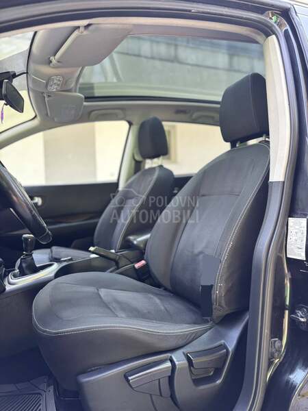 Nissan Qashqai + 2 2.0dci PAANORAMA