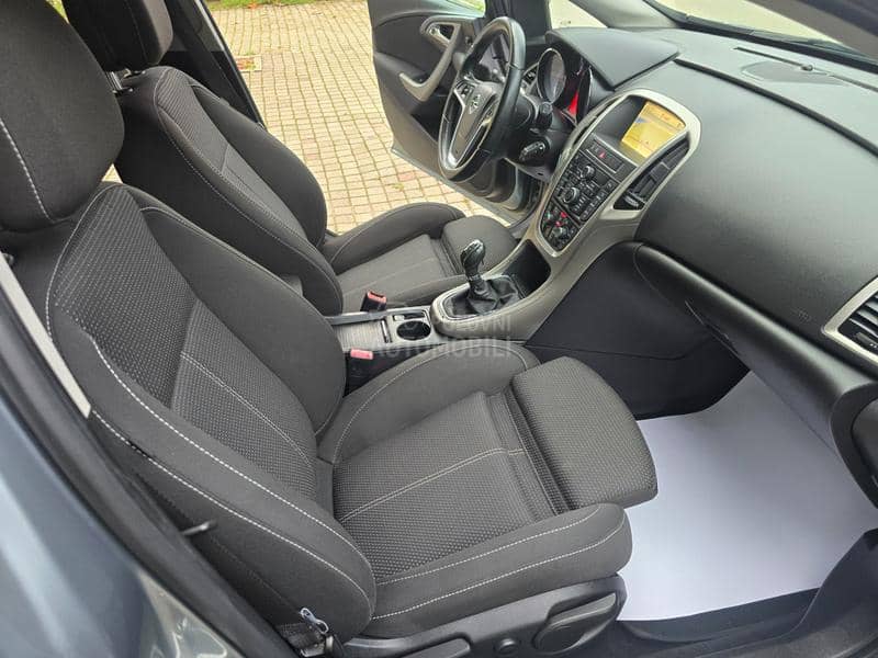 Opel Astra J 1,7cdti  OPC