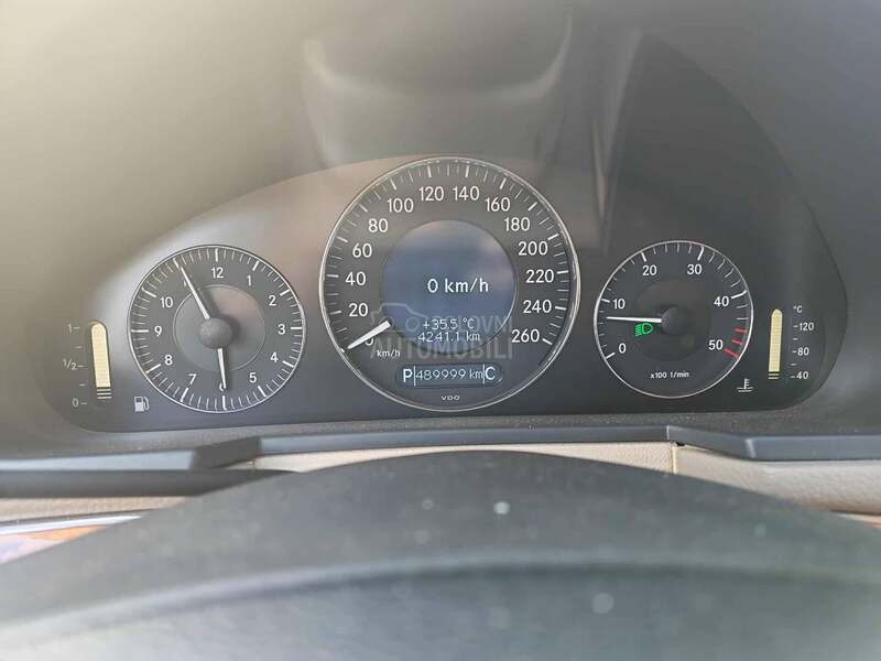 Mercedes Benz E 300 3.0 v6