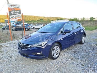 Opel Astra K Automa.